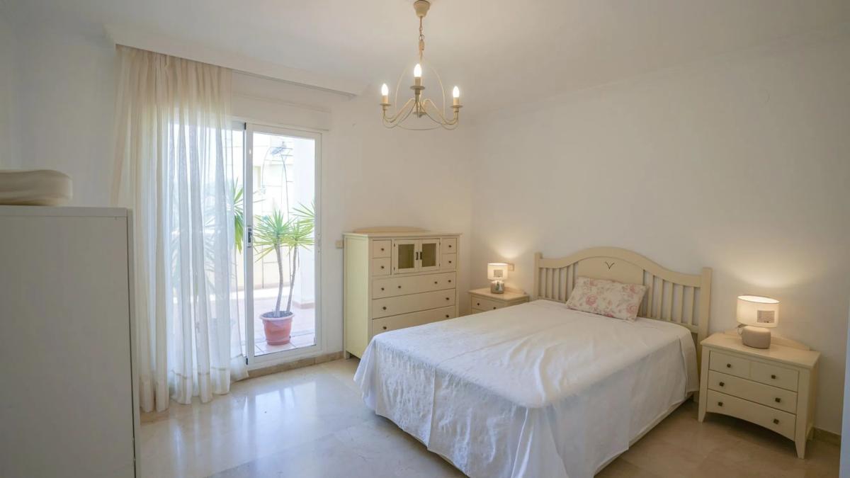 Venta de piso en Calle Orión, Marbella
 photo 4