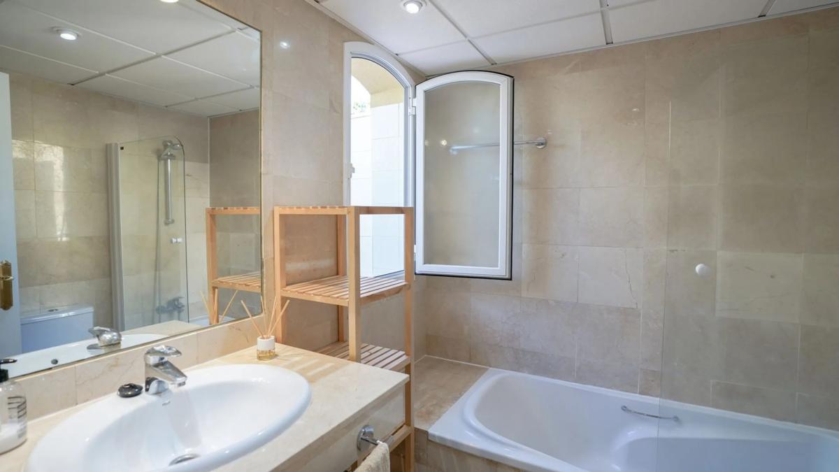 Venta de piso en Calle Orión, Marbella
 photo 5