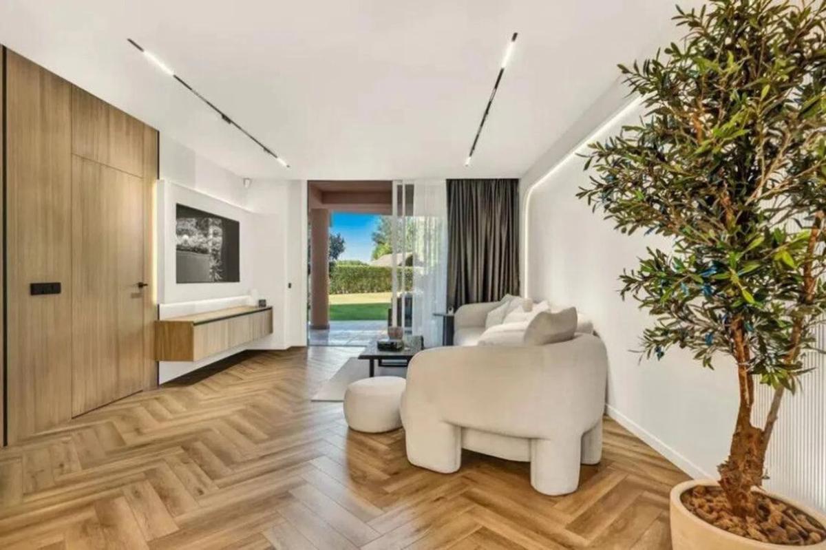Продажа квартиры на Barrio Los Naranjos, Марбелла
photo 4