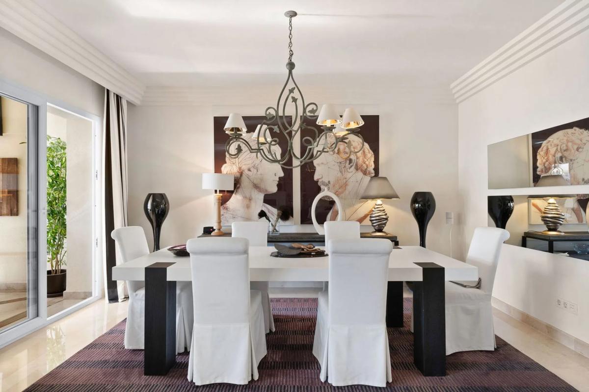 Sprzedaż mieszkania w Barrio Los Naranjos, Marbella
 photo 5
