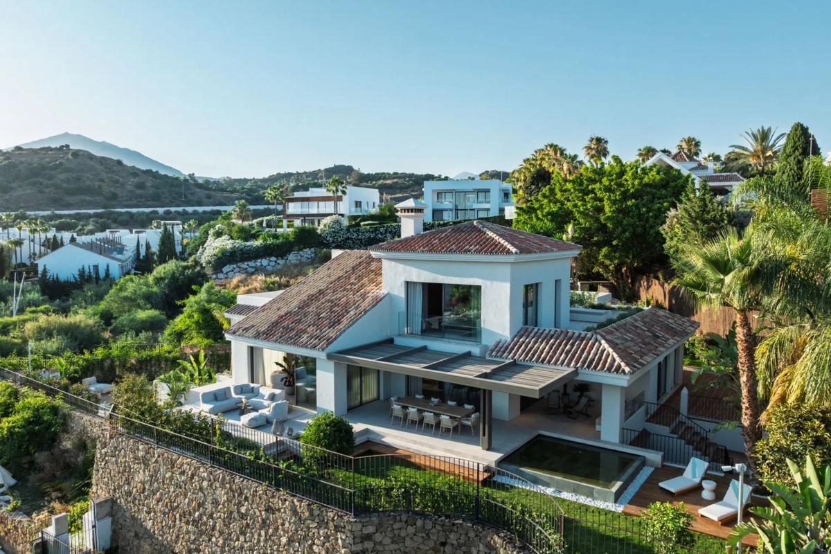 Sprzedaż niezależnego domku jednorodzinnego w Barrio Los Naranjos, Marbella photo 3