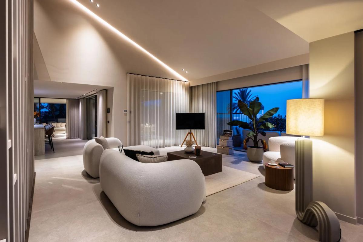 Sprzedaż niezależnego domku jednorodzinnego w Barrio Los Naranjos, Marbella photo 5