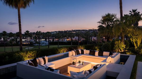 Chalet wolnostojący na sprzedaż w Urbanizacion N Andalucia 1F, Marbella thumbnail 2