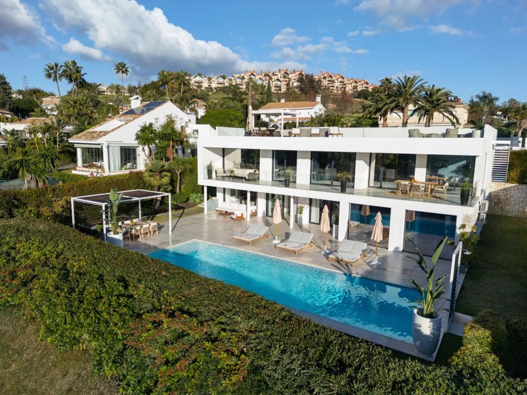 Sale of independent chalet in Calle Tucán, 24, Marbella
 photo 2
