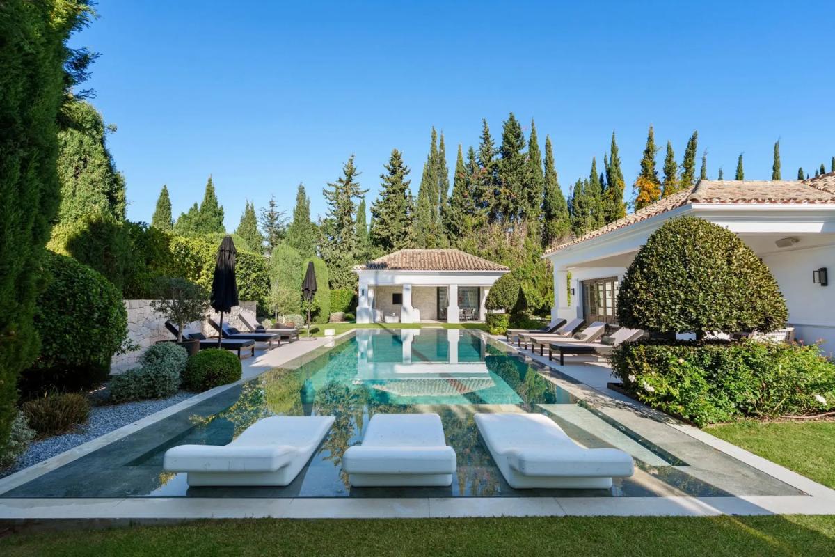 Sprzedaż niezależnego domku jednorodzinnego w  Barrio Los Naranjos, Marbella photo 5