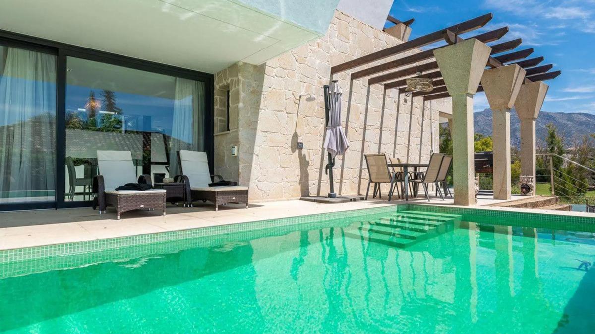 Sprzedaż niezależnego domku jednorodzinnego w Urbanizacion N Andalucia 1G, Marbella photo 1