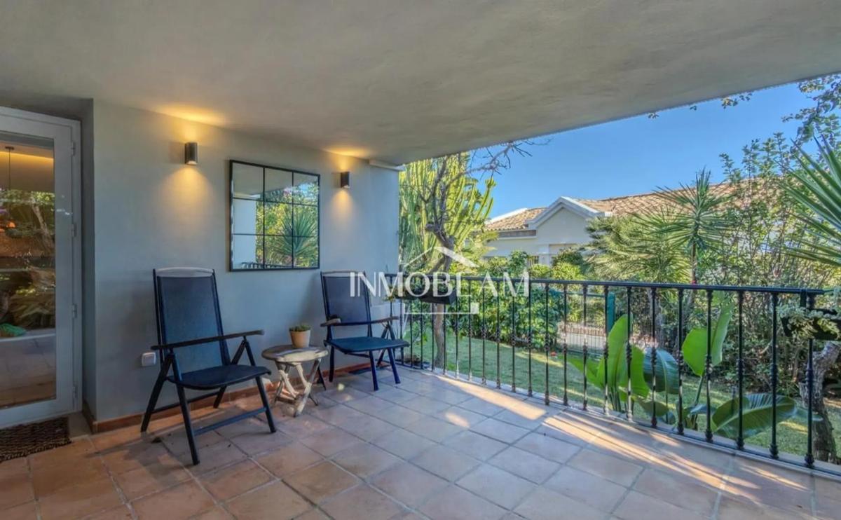 Venta de chalet independiente en Calle Pléyades, Marbella
 photo 2