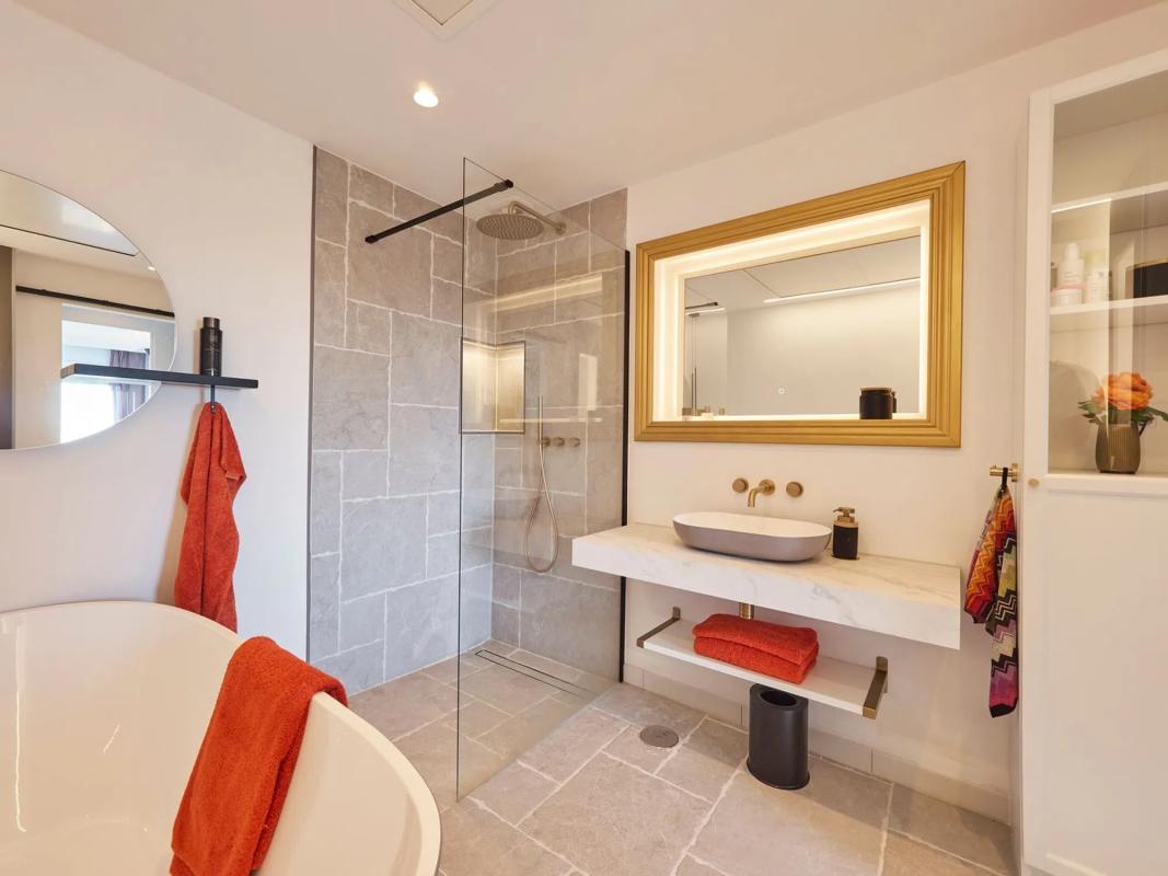 Venta de piso en AV CALDERON DE LA BARCA-NVA, 73, Marbella
photo 2