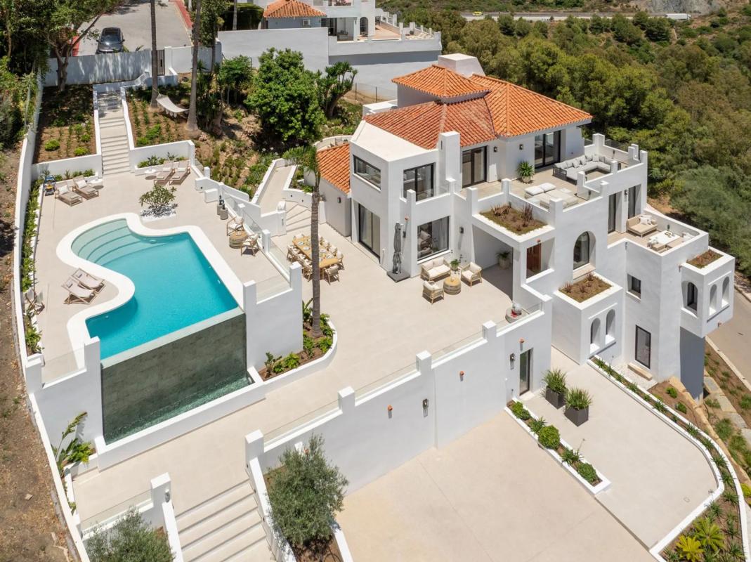 Venta de chalet independiente en Urbanizacion Lomas de Nueva Andalucia, 8, Marbella
photo 1