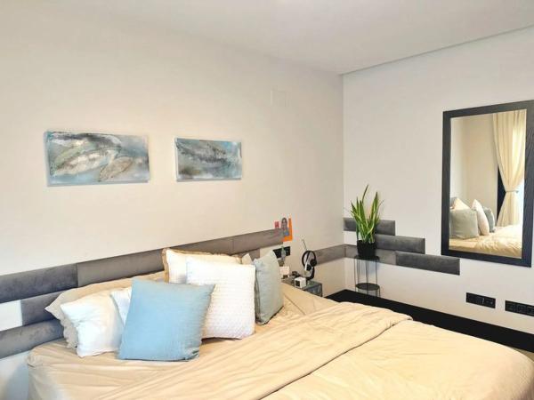 Venta de piso en Urbanizacion N Andalucia J, 9 B, Marbella
 photo 2