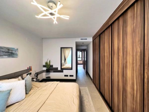 Venta de piso en Urbanizacion N Andalucia J, 9 B, Marbella
 photo 3