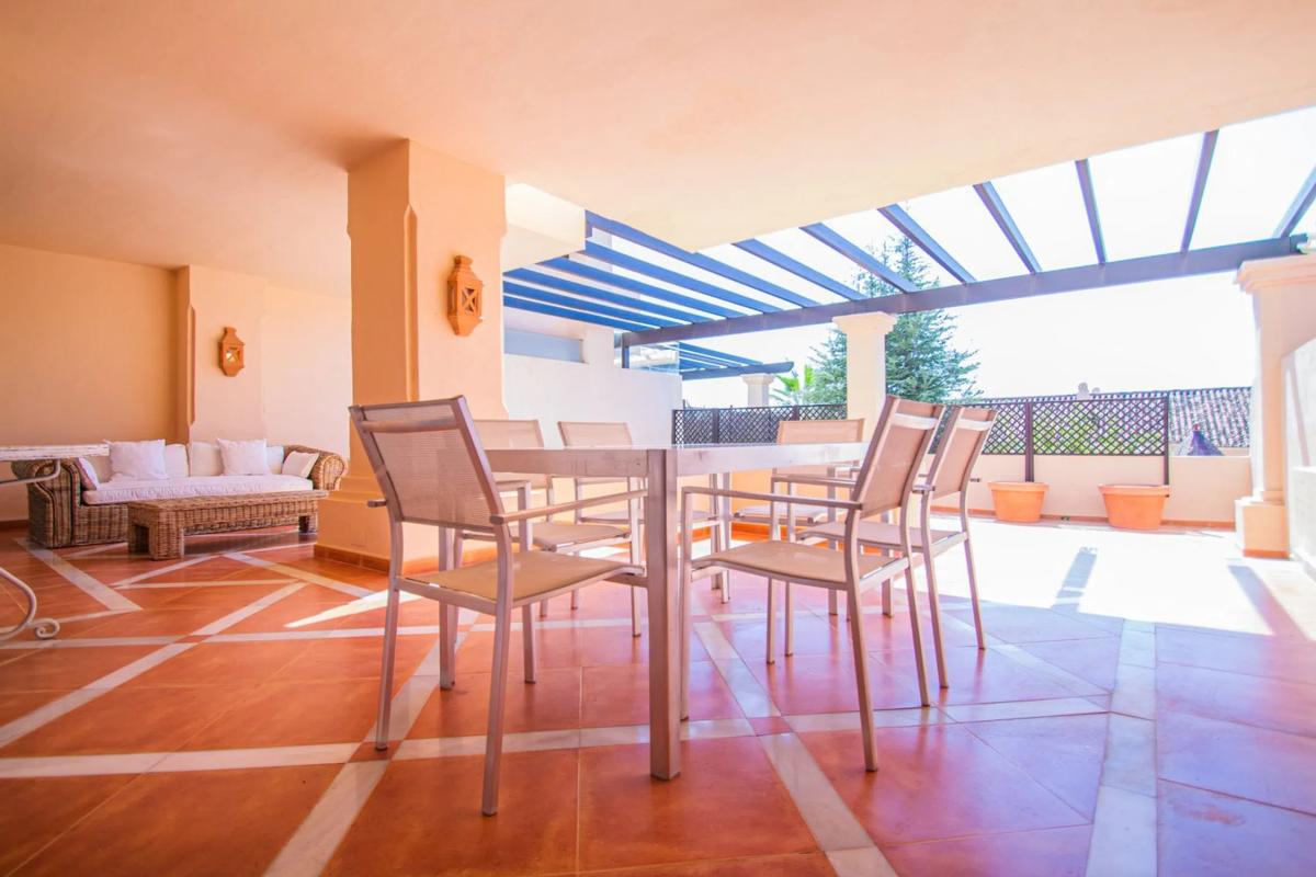 Venta de piso en Calle Osa Mayor, Marbella
 photo 2
