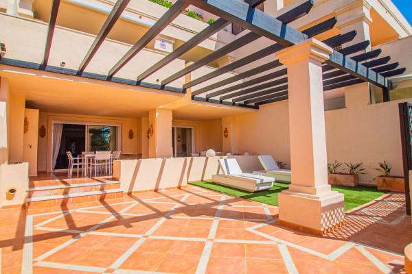 Venta de piso en Calle Osa Mayor, Marbella
 photo 4
