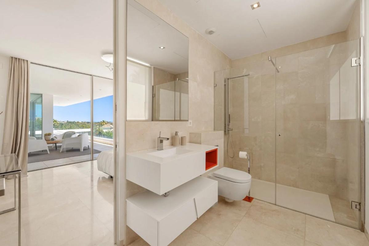 Venta de chalet independiente en Calle Osa Menor 2G, Marbella
photo 5