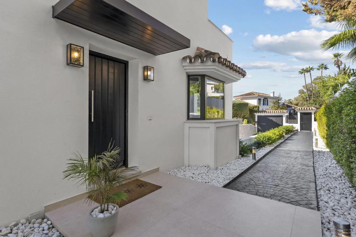 Venta de chalet independiente en Barrio Los Naranjos, Marbella
photo 5