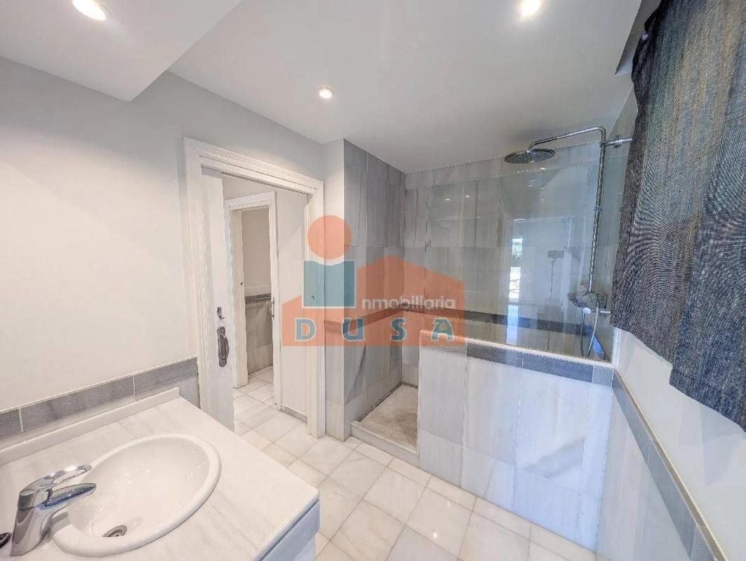 Venta de chalet independiente en Calle Sirio, Marbella
 photo 2