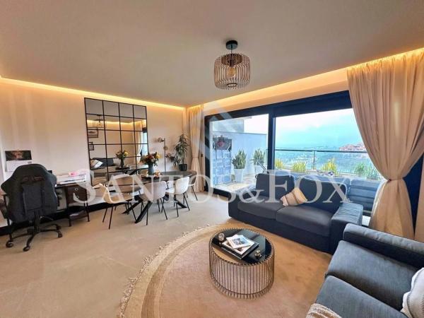 Venta de piso en Barrio Los Naranjos, Marbella
 photo 1