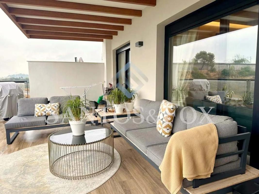 Venta de piso en Barrio Los Naranjos, Marbella
photo 2