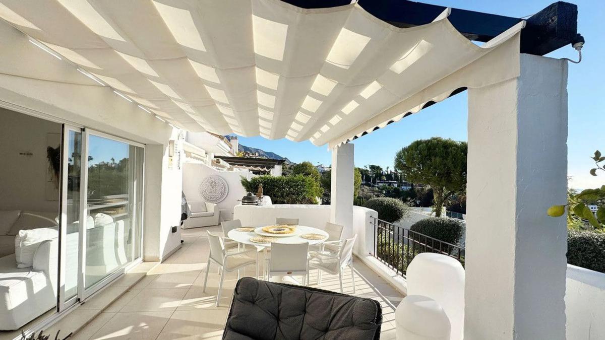 Venta de ático en Calle del Mediterráneo, Marbella photo 5