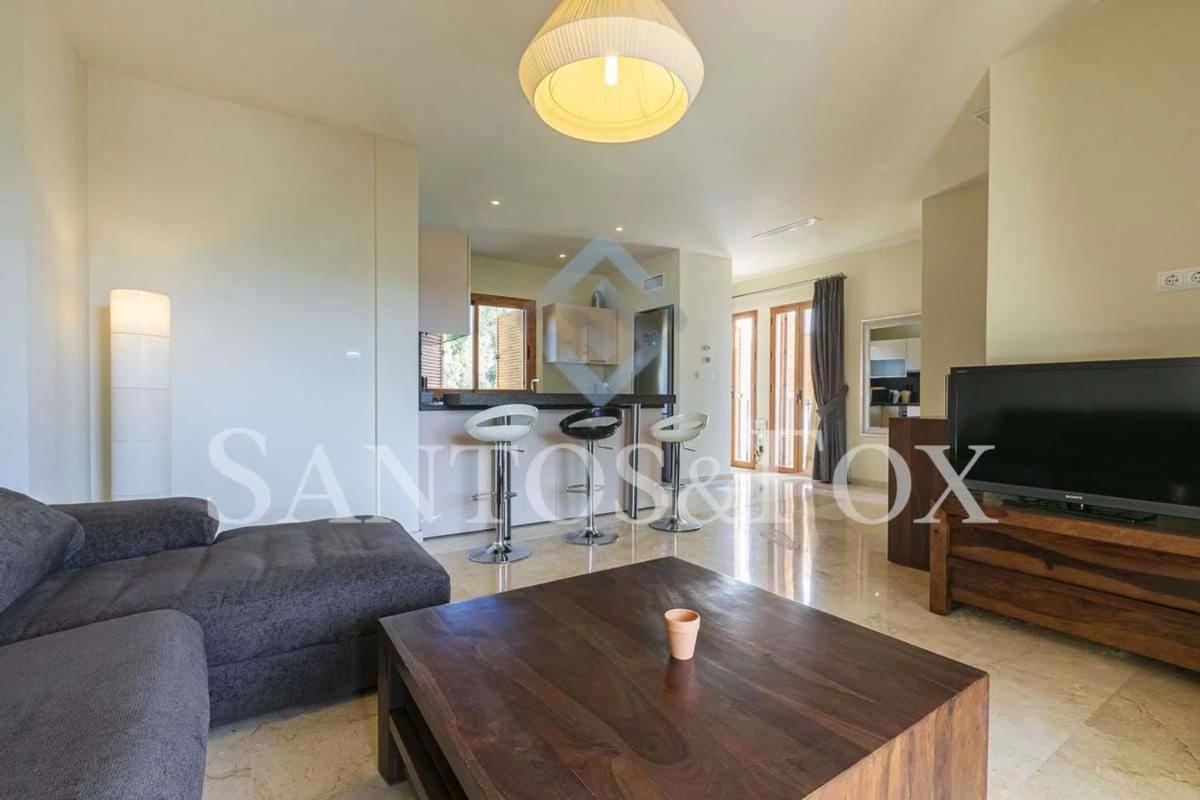 Venta de piso en Barrio Los Naranjos, Marbella
photo 5