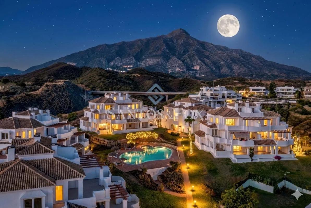 Venta de piso en Barrio Los Naranjos, Marbella
photo 1