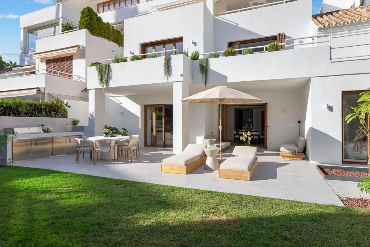 Duplex sale in Alcores del Golf, Marbella photo 2