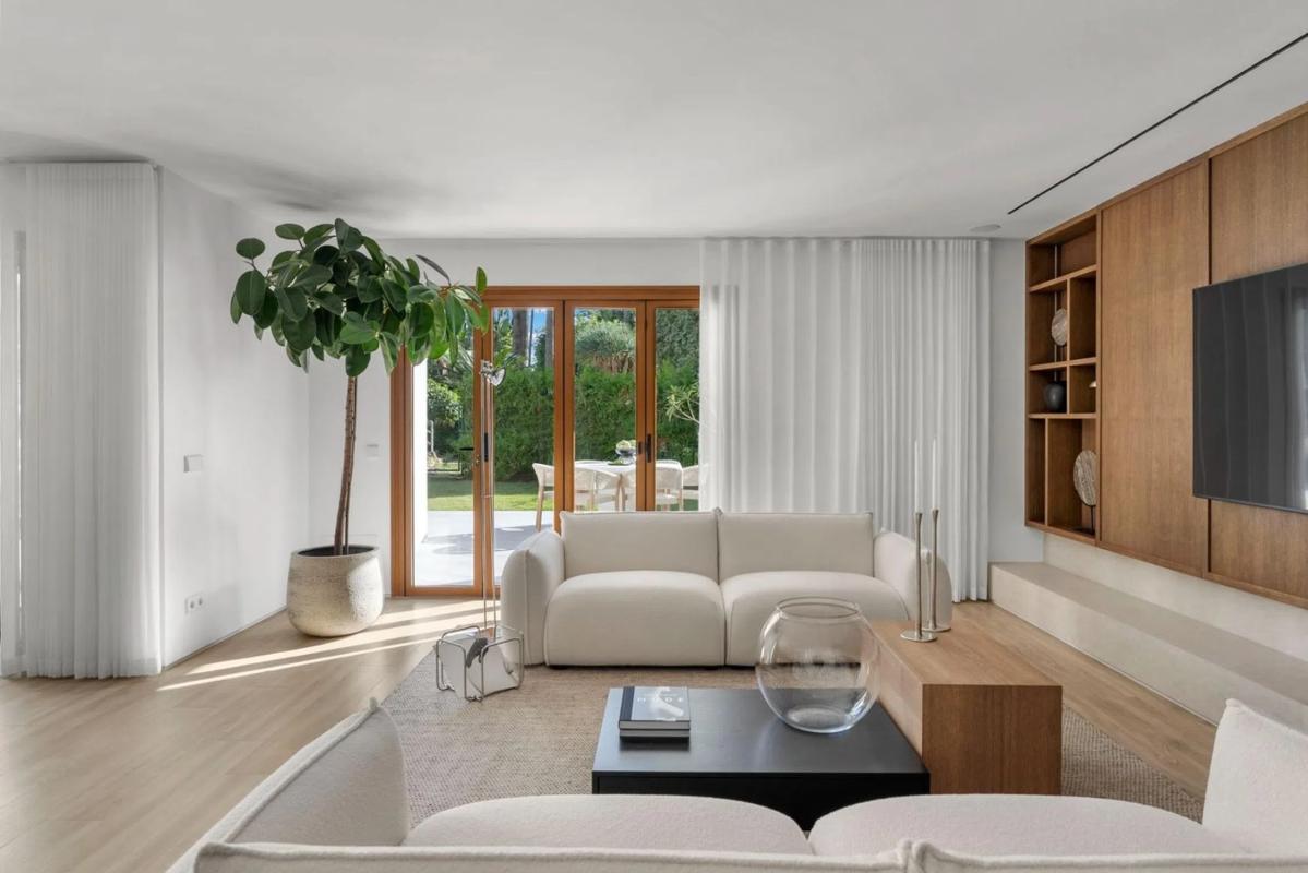 Duplex sale in Alcores del Golf, Marbella photo 4