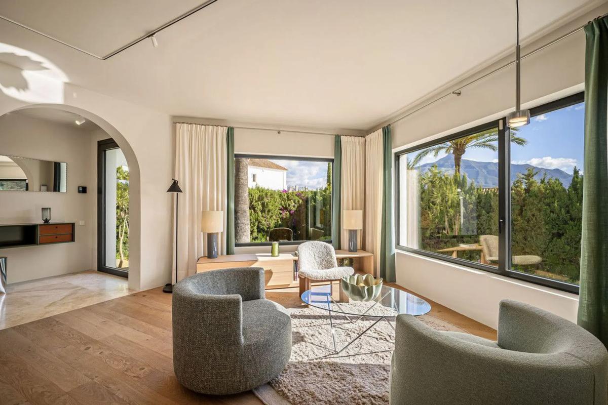 Venta de chalet independiente en Calle Tucán, Marbella
 photo 3
