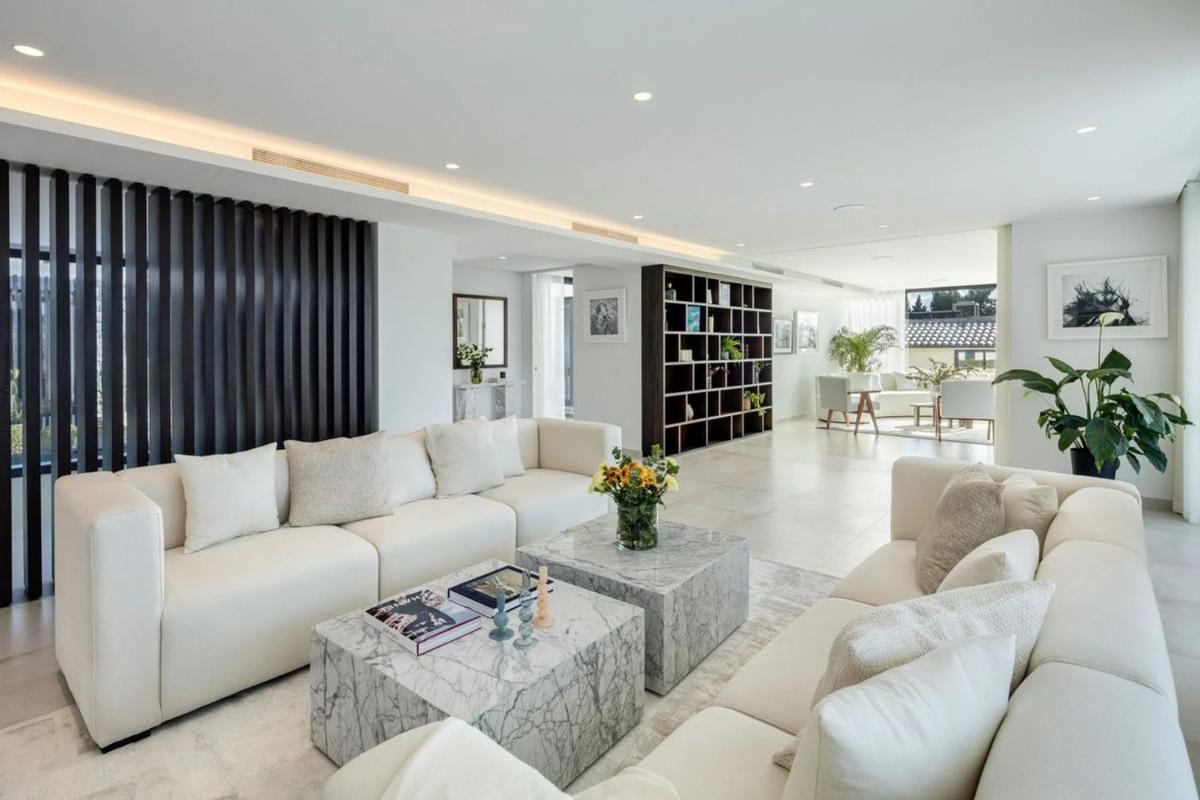 Venta de chalet independiente en Calle Orión, Marbella
 photo 4