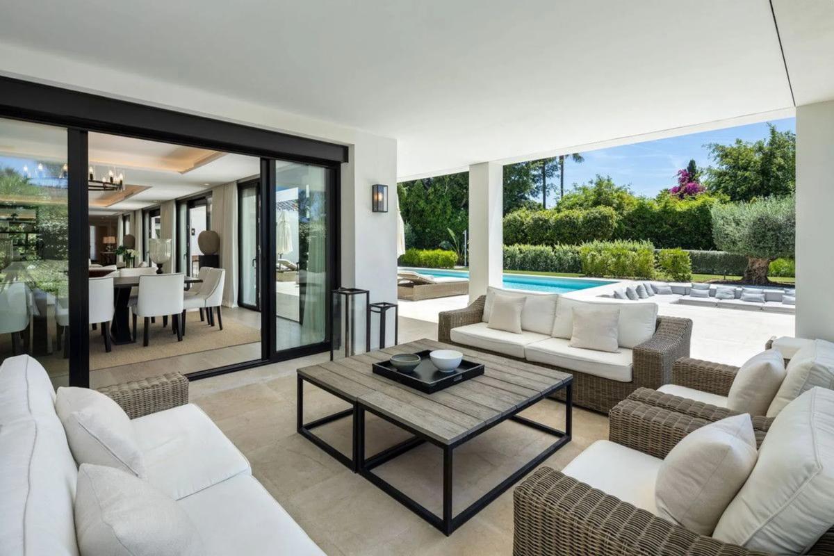 Sale of independent chalet in Calle Auriga, Marbella
 photo 4