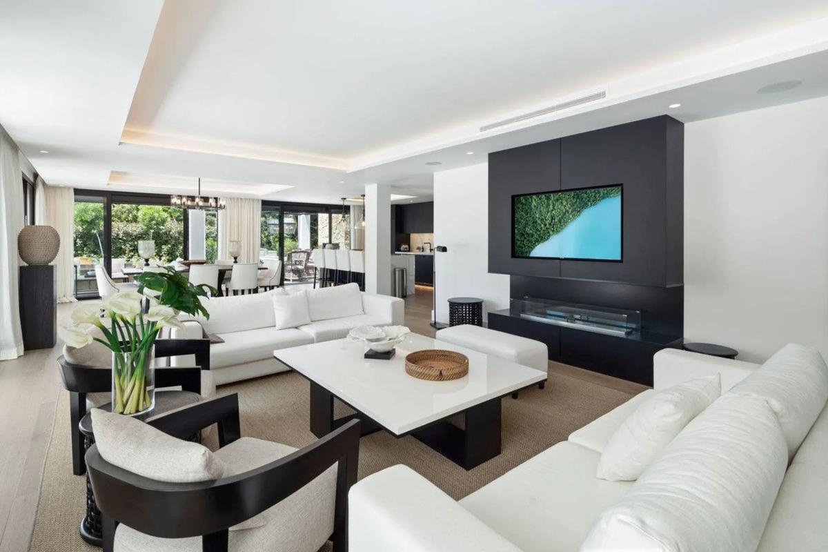 Sale of independent chalet in Calle Auriga, Marbella
 photo 5