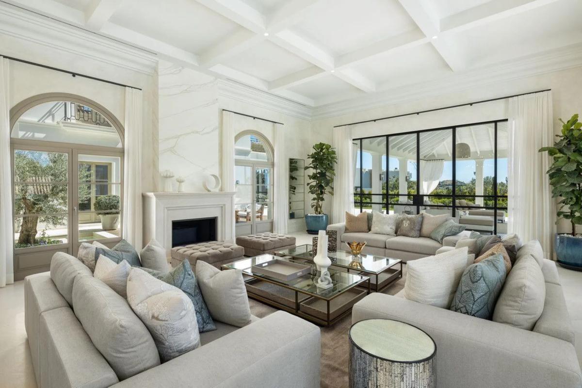 Sale of independent chalet in Calle Orión, Marbella
 photo 5