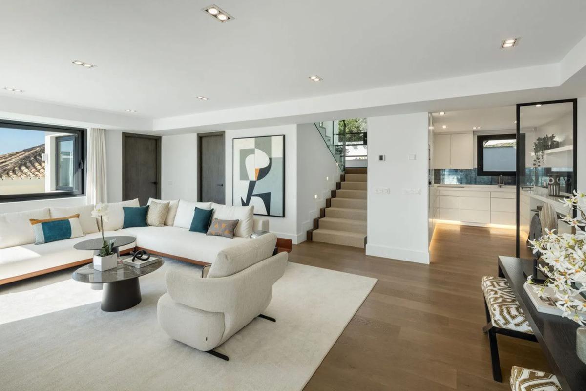 Venta de chalet independiente en Calle Pléyades, Marbella
photo 3