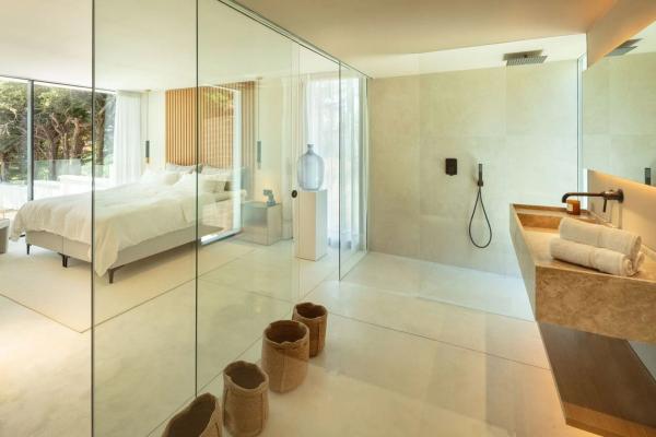 Chalet wolnostojący na sprzedaż w  Calle Auriga, Marbella photo 4