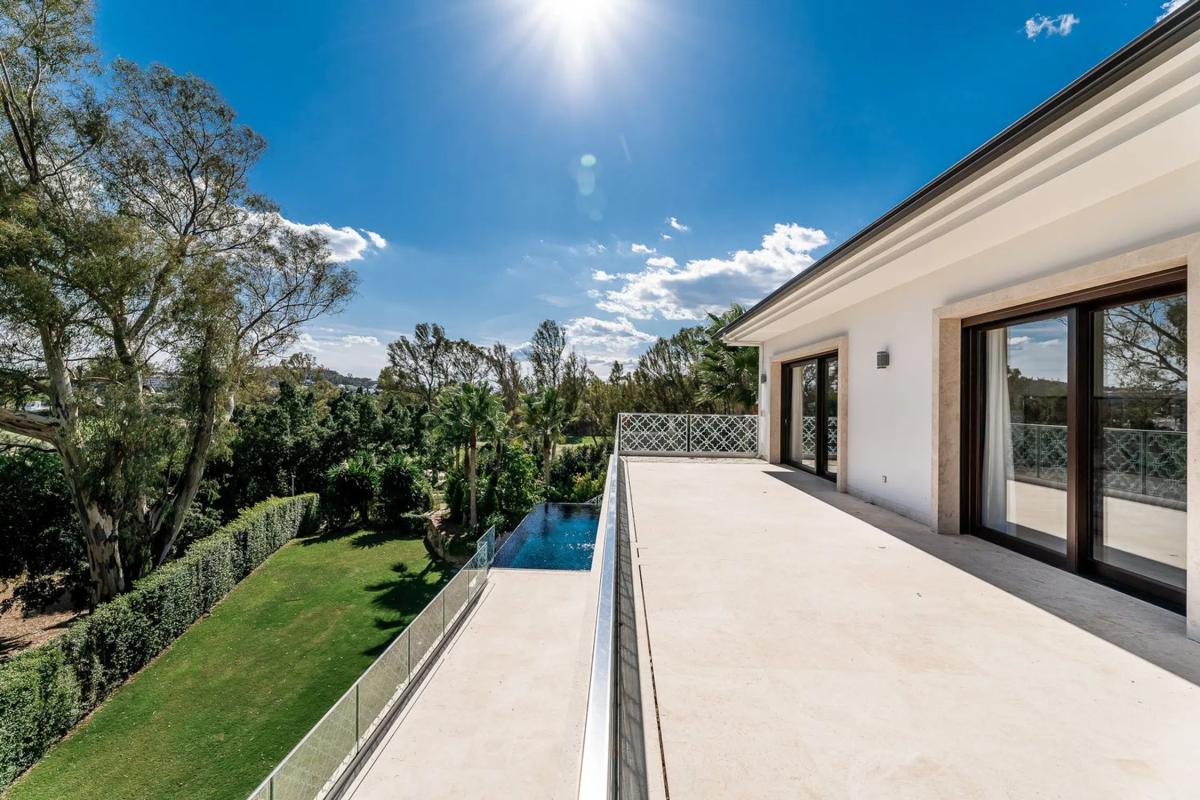 Sale of independent chalet in Calle Ganimedes, Marbella
 photo 4