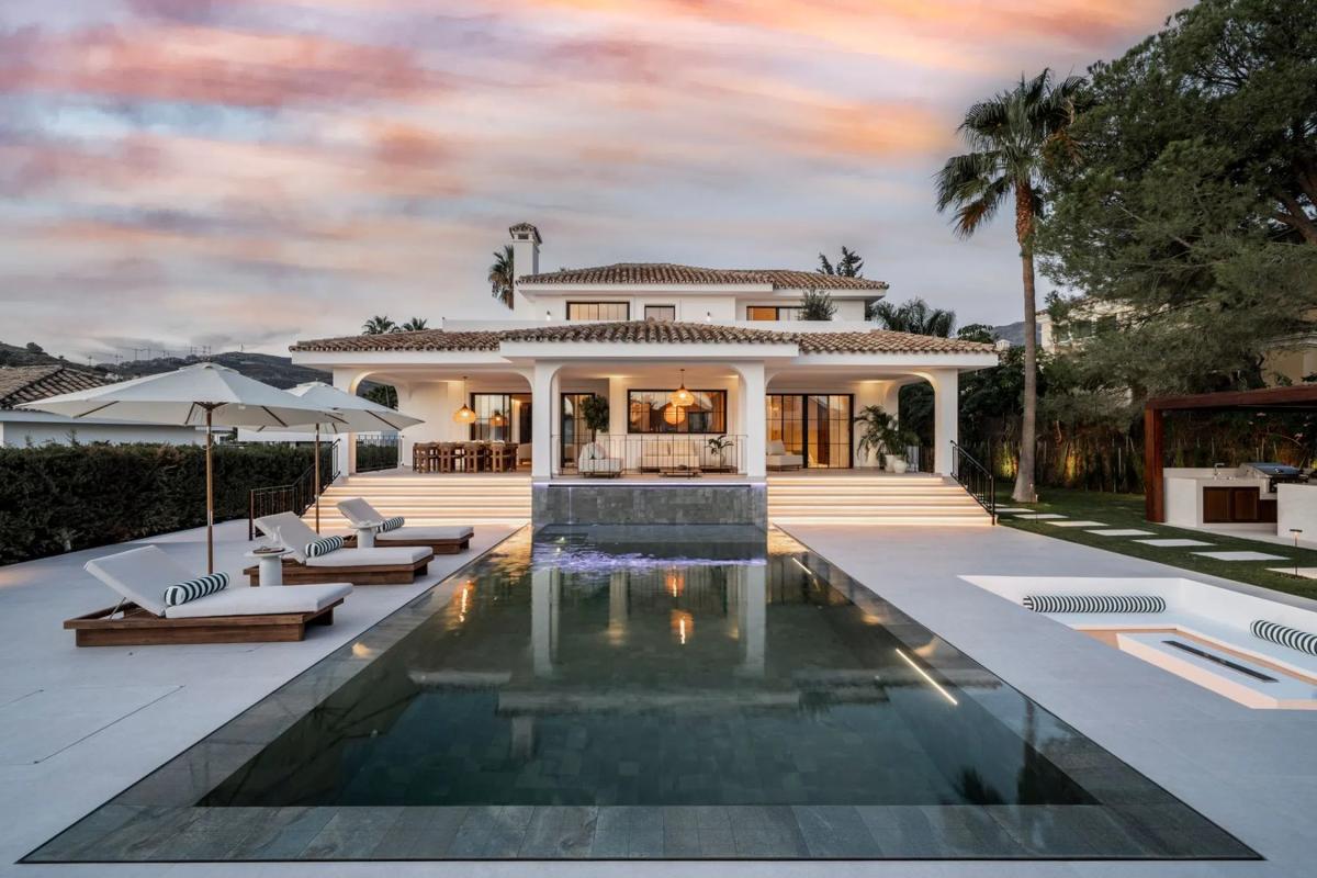 Sale of independent chalet in Calle Auriga, Marbella
 photo 3