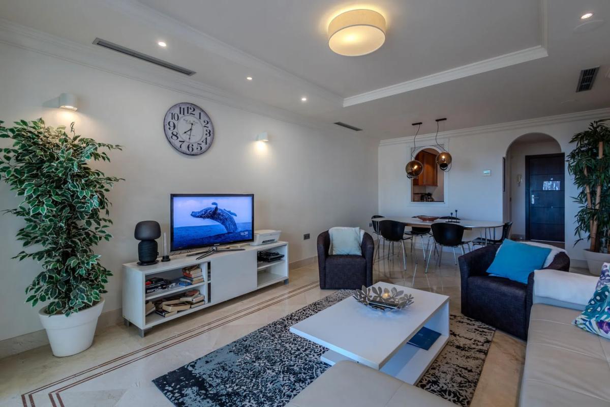Venta de piso en Barrio Los Naranjos, Marbella
photo 2