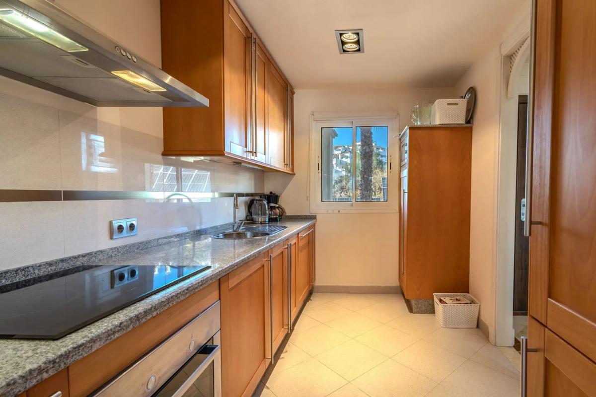 Venta de piso en Barrio Los Naranjos, Marbella
photo 5