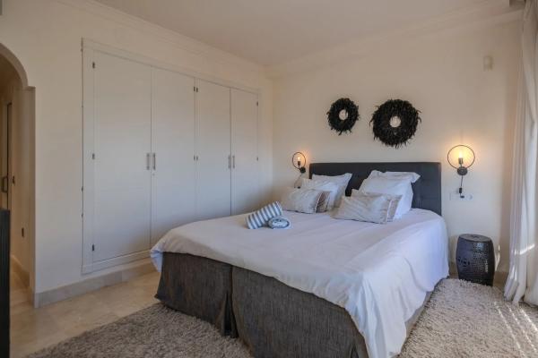 Venta de piso en Barrio Los Naranjos, Marbella
thumbnail 3