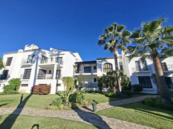 Venta de piso en Urbanizacion N Andalucia 7H, Marbella
thumbnail 2