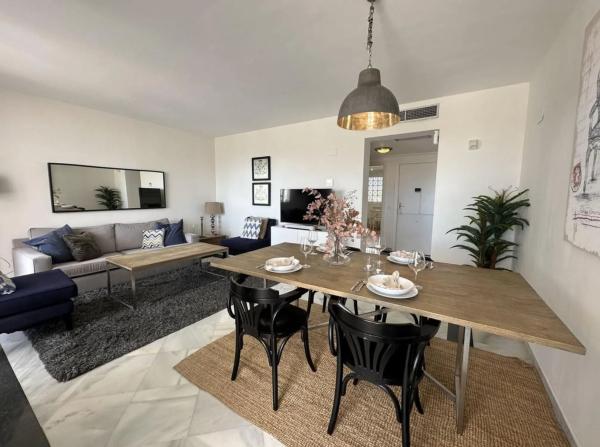 Duplex na sprzedaż w Barrio Los Naranjos, Marbella photo 1