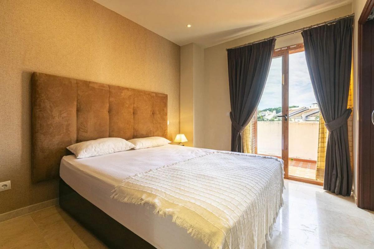 Продажа пентхауса на  Barrio Los Naranjos, Марбелла photo 4
