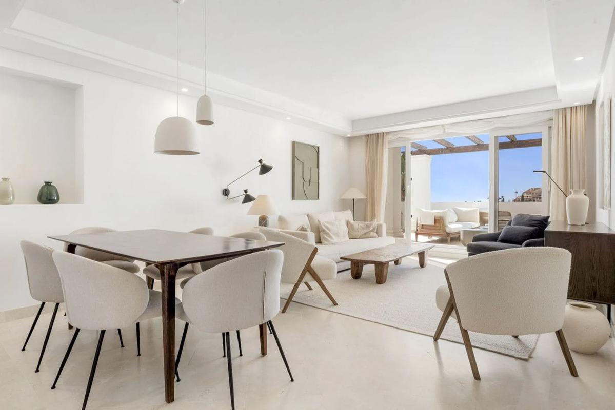 Venta de piso en Barrio Los Naranjos, Marbella
photo 3