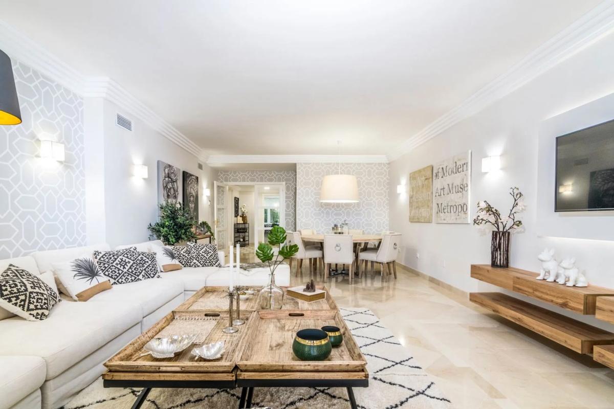 Venta de piso en Calle Pléyades, 35, Marbella
photo 2