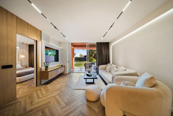 Venta de piso en Avenida Calderón de la Barca s/n, Marbella
photo 1