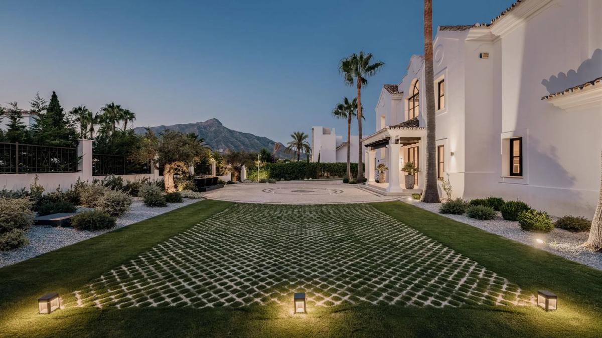 Sprzedaż niezależnego domku jednorodzinnego w Barrio Los Naranjos, Marbella photo 4