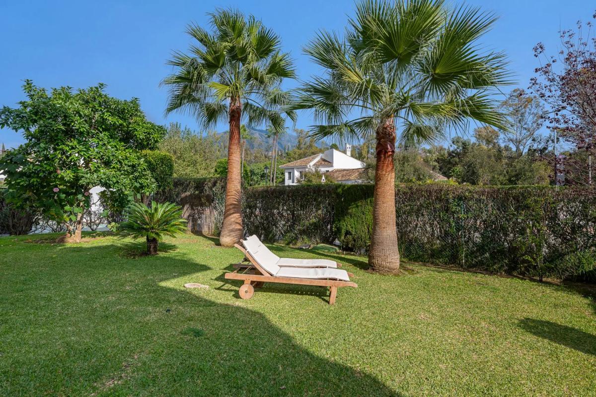 Venta de piso en CL ARIES-NVA ANDALUCIA H, Marbella
photo 2