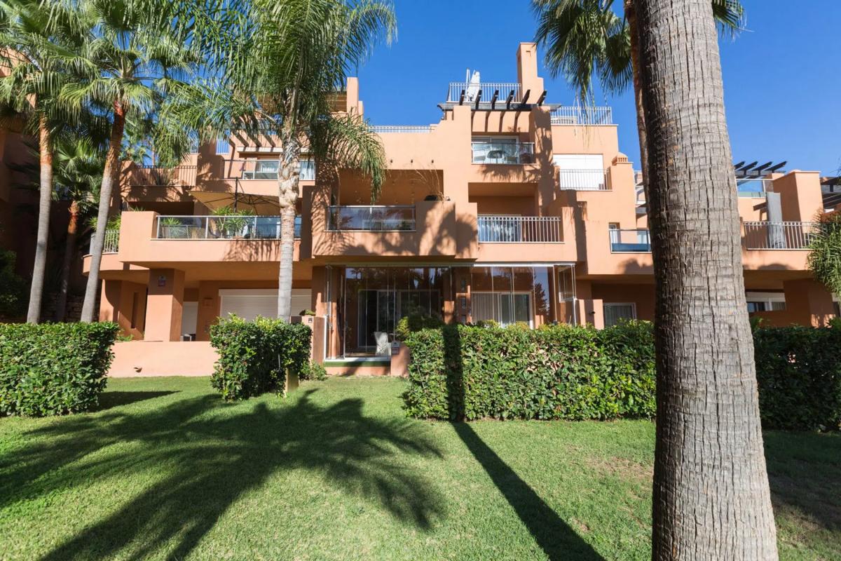 Venta de piso en Urbanizacion N Andalucia J, Marbella
photo 1