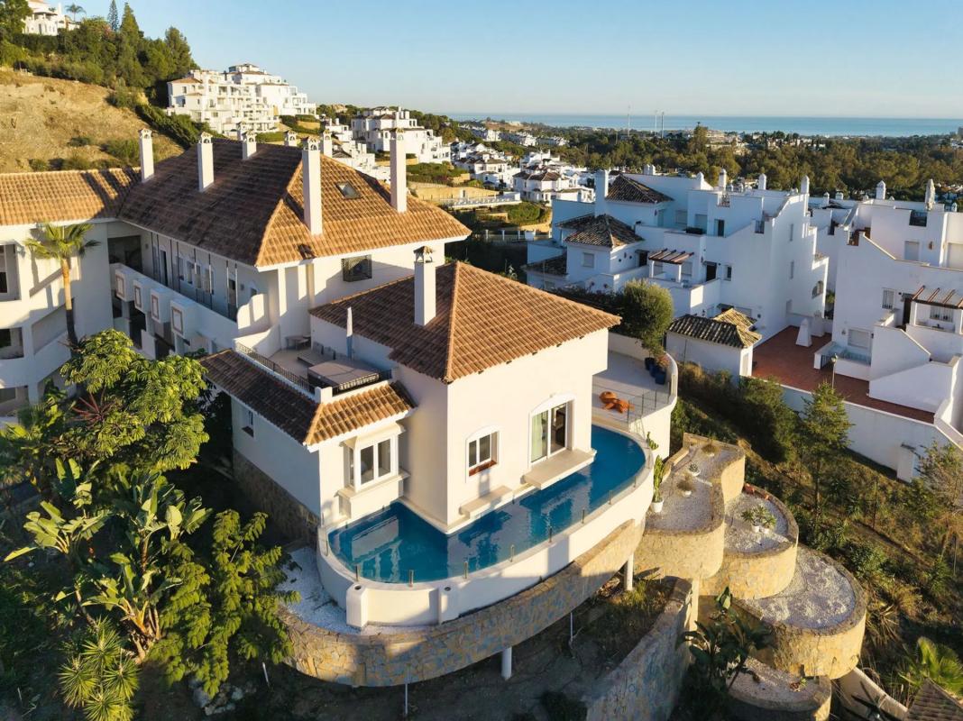 Venta de ático en  Barrio Los Naranjos, Marbella photo 3