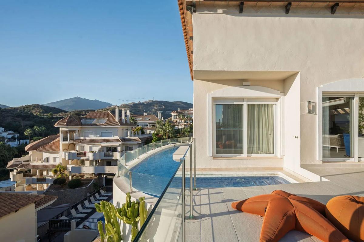 Venta de ático en  Barrio Los Naranjos, Marbella photo 4